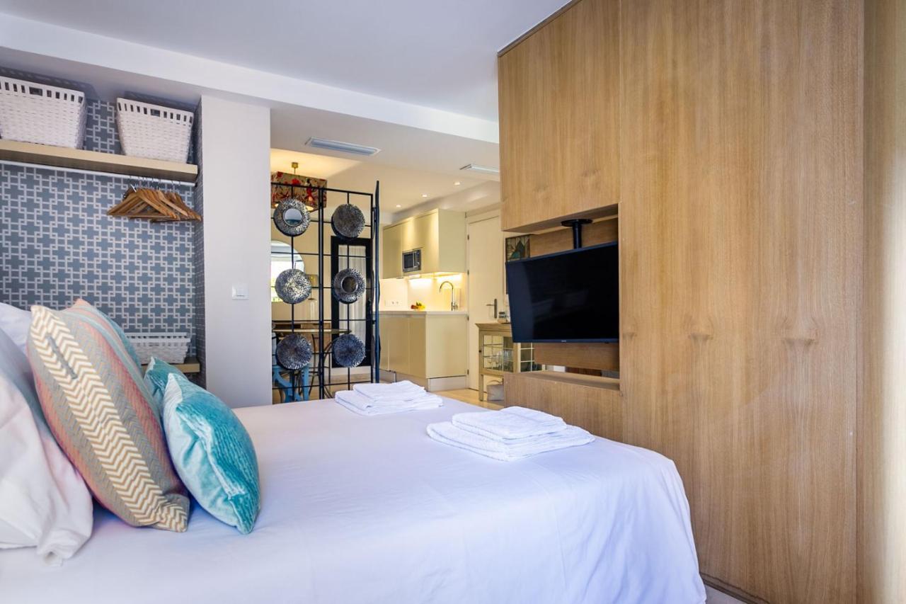 Apartamento Living By Cathedral Siviglia Esterno foto