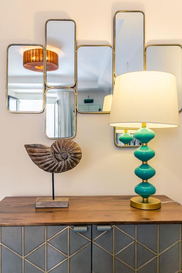 Apartamento Living By Cathedral Siviglia Esterno foto
