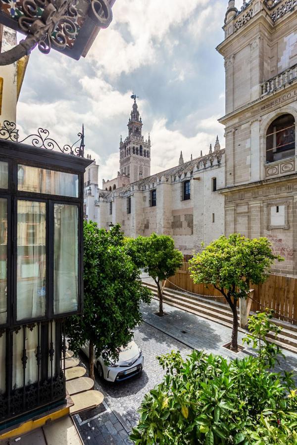Apartamento Living By Cathedral Siviglia Esterno foto
