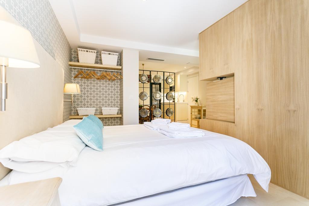 Apartamento Living By Cathedral Siviglia Esterno foto