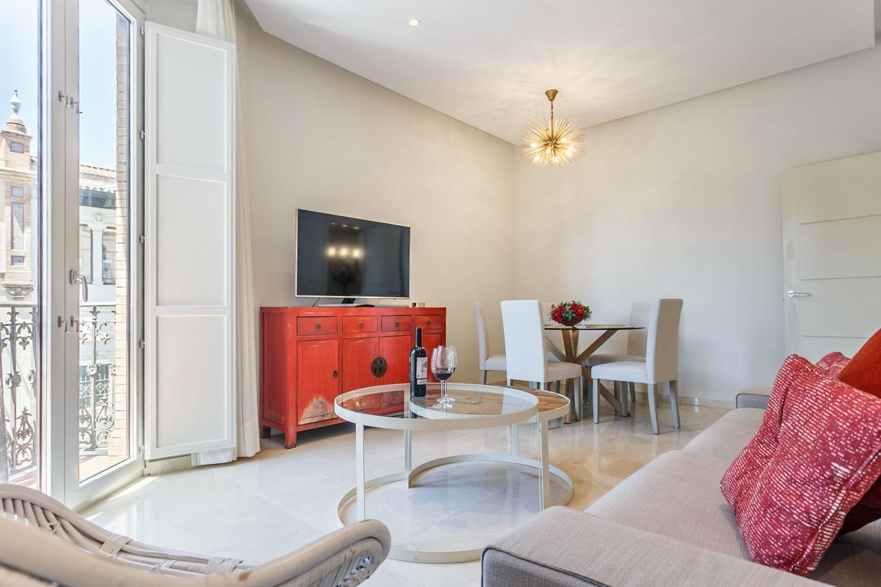 Apartamento Living By Cathedral Siviglia Esterno foto