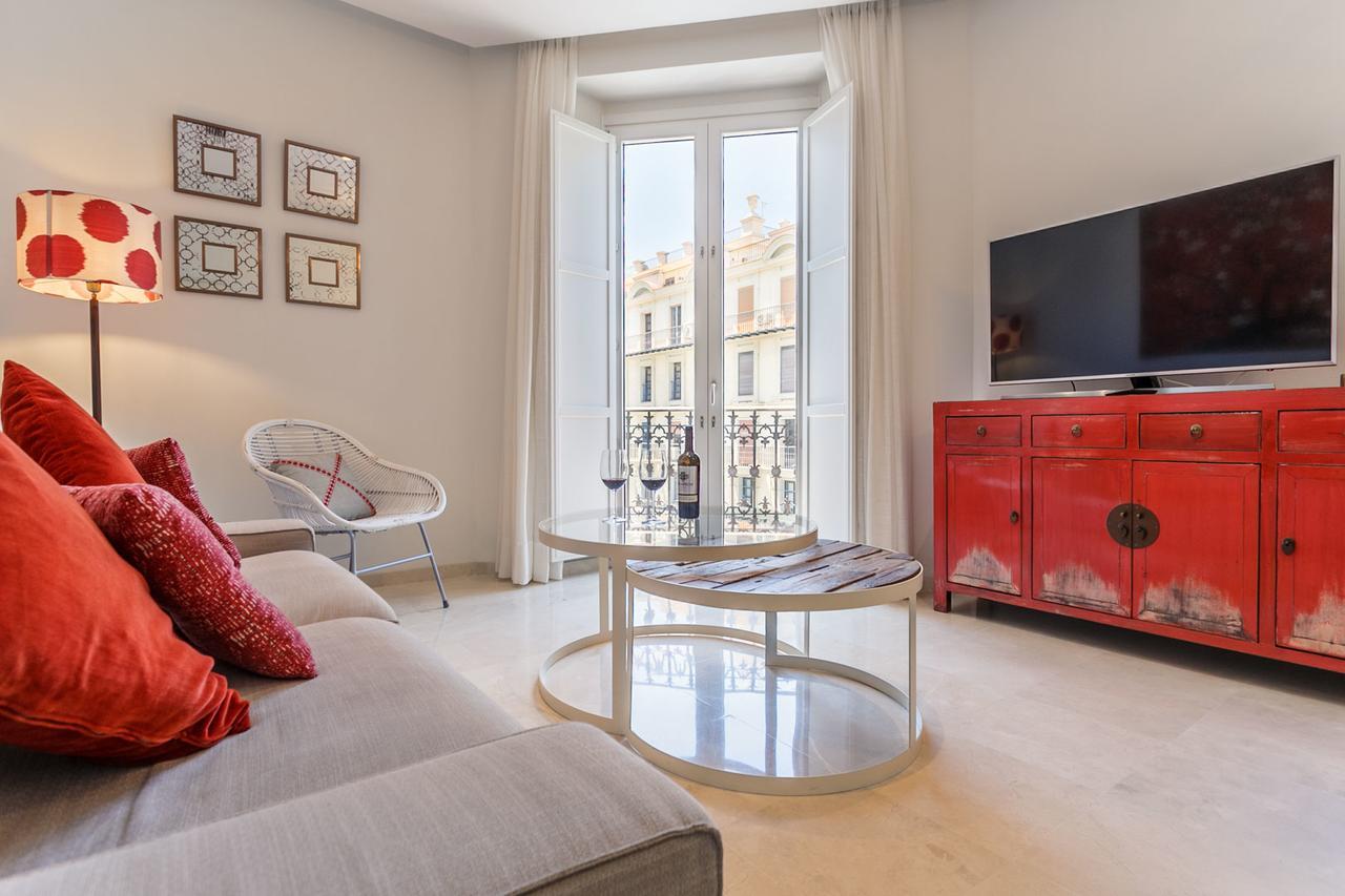 Apartamento Living By Cathedral Siviglia Esterno foto
