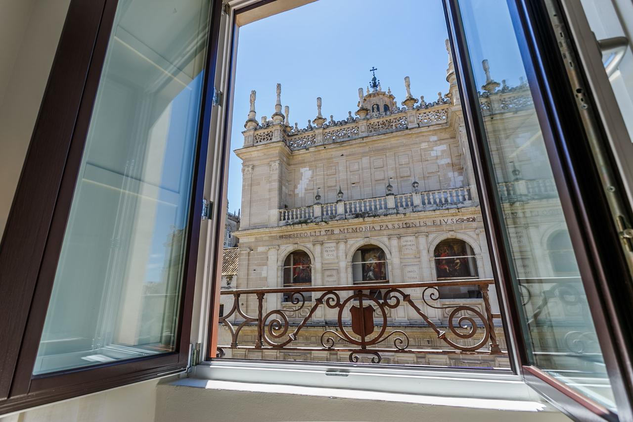 Apartamento Living By Cathedral Siviglia Esterno foto