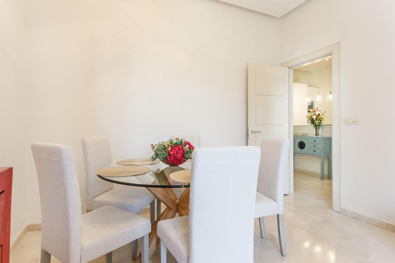 Apartamento Living By Cathedral Siviglia Esterno foto