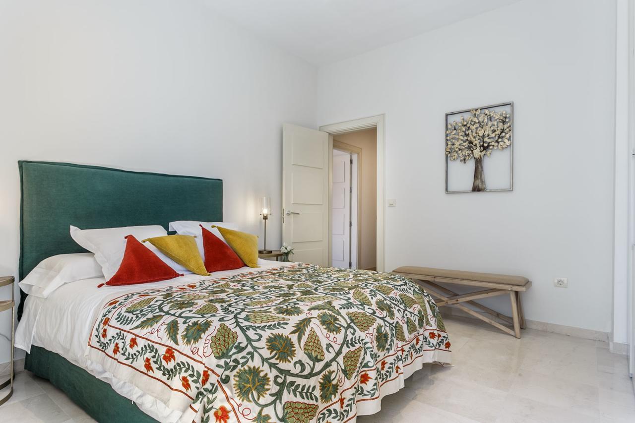 Appartamento Apartamento Living By Cathedral Siviglia Esterno foto